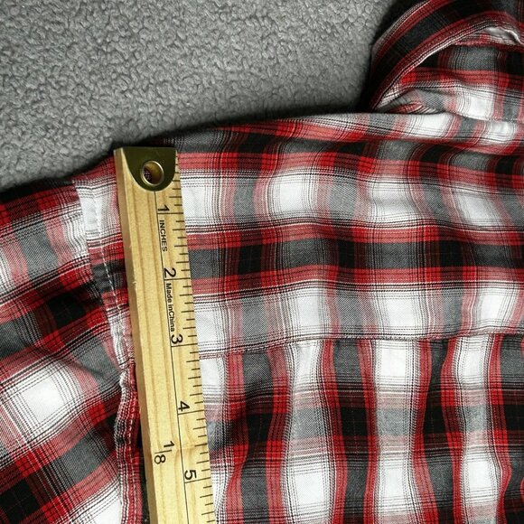 Dixxon Shirt Mens Large Red Black Plaid Hollywood IOMGIA Short Sleeve Button Up - Picture 12 of 13